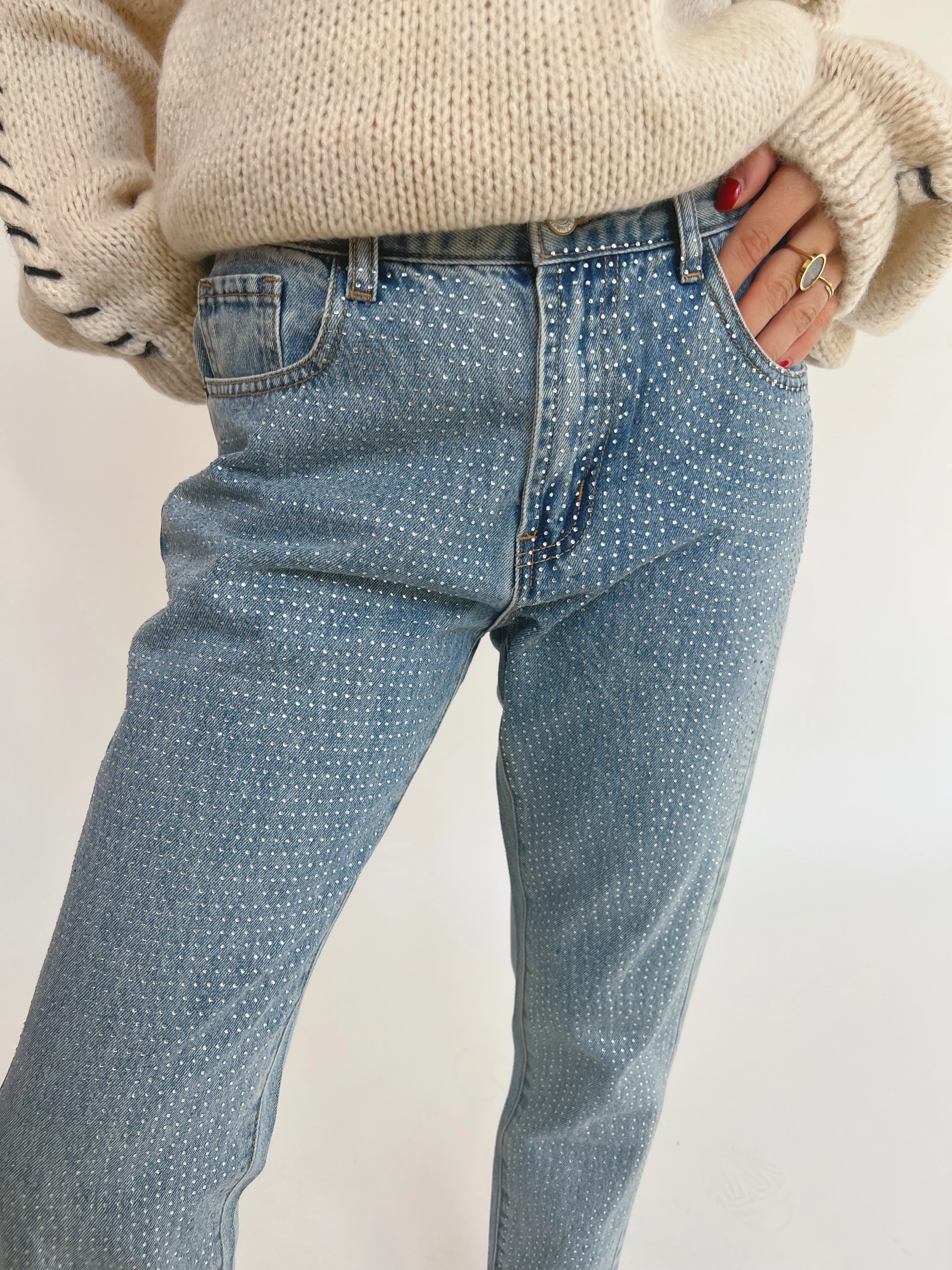 Jean Adriana - Image 4