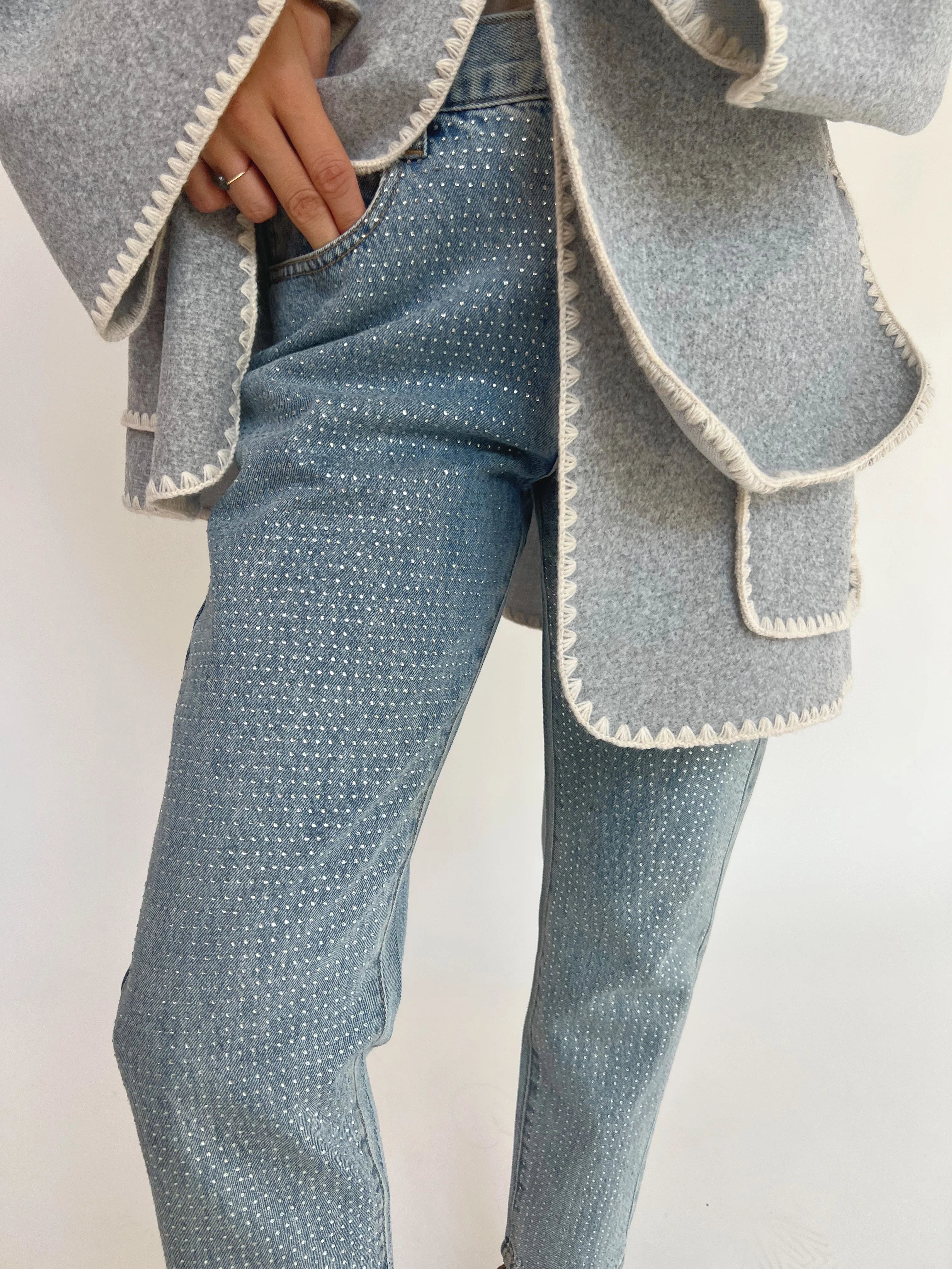 Jean Adriana - Image 6