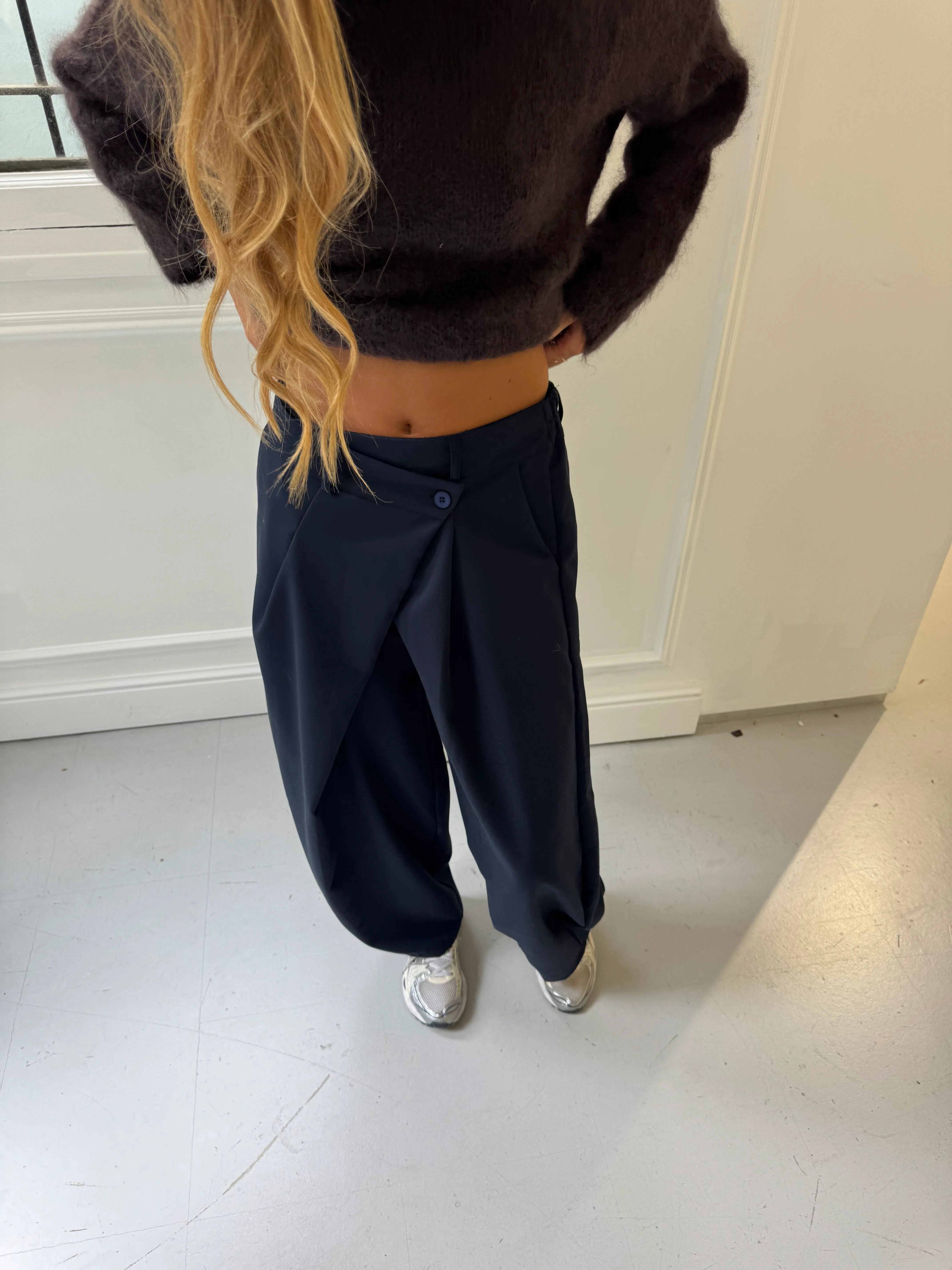 Pantalon Bennie bleu marine - Image 6