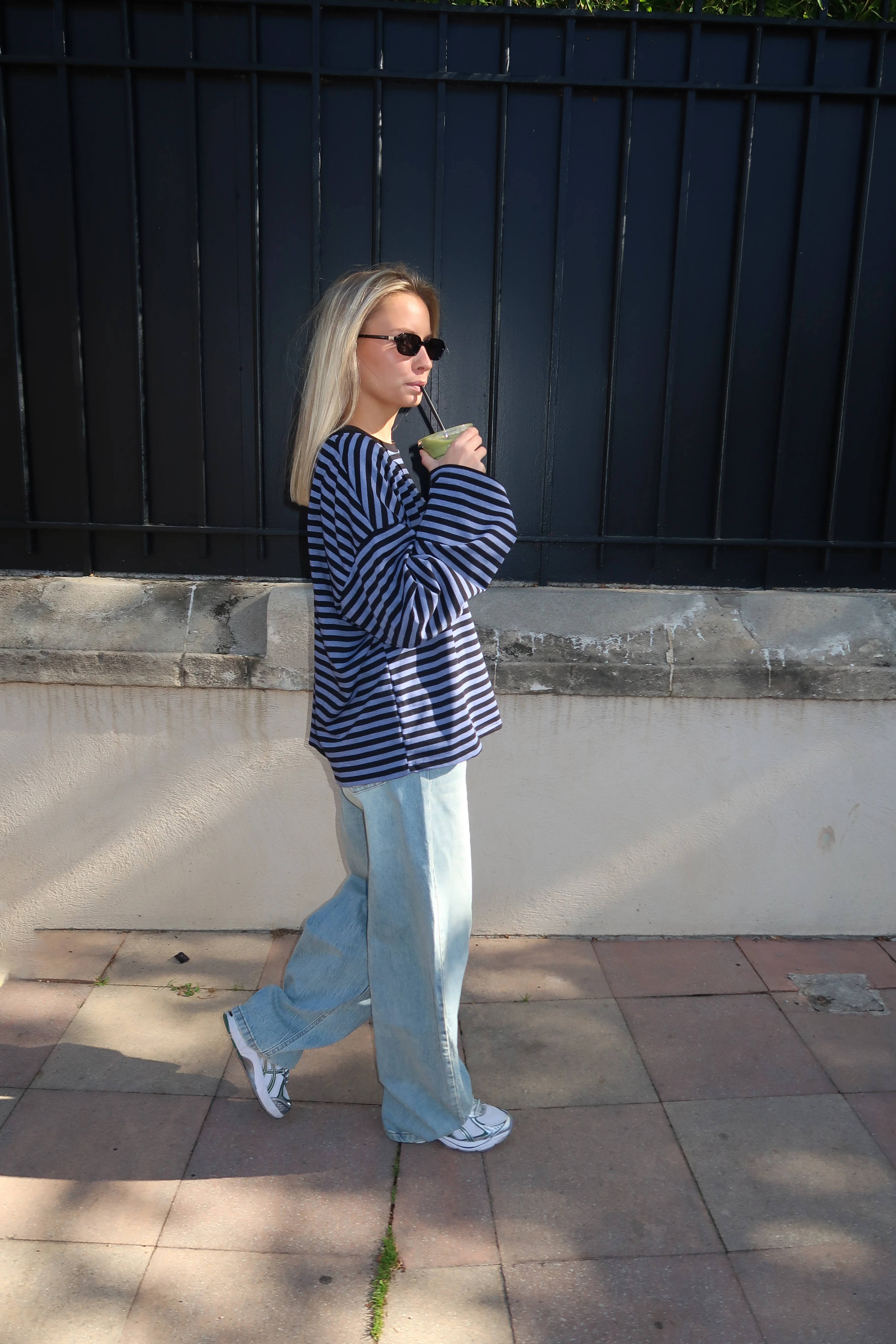 Tee-shirt Océane bleu gris et noir - Image 4